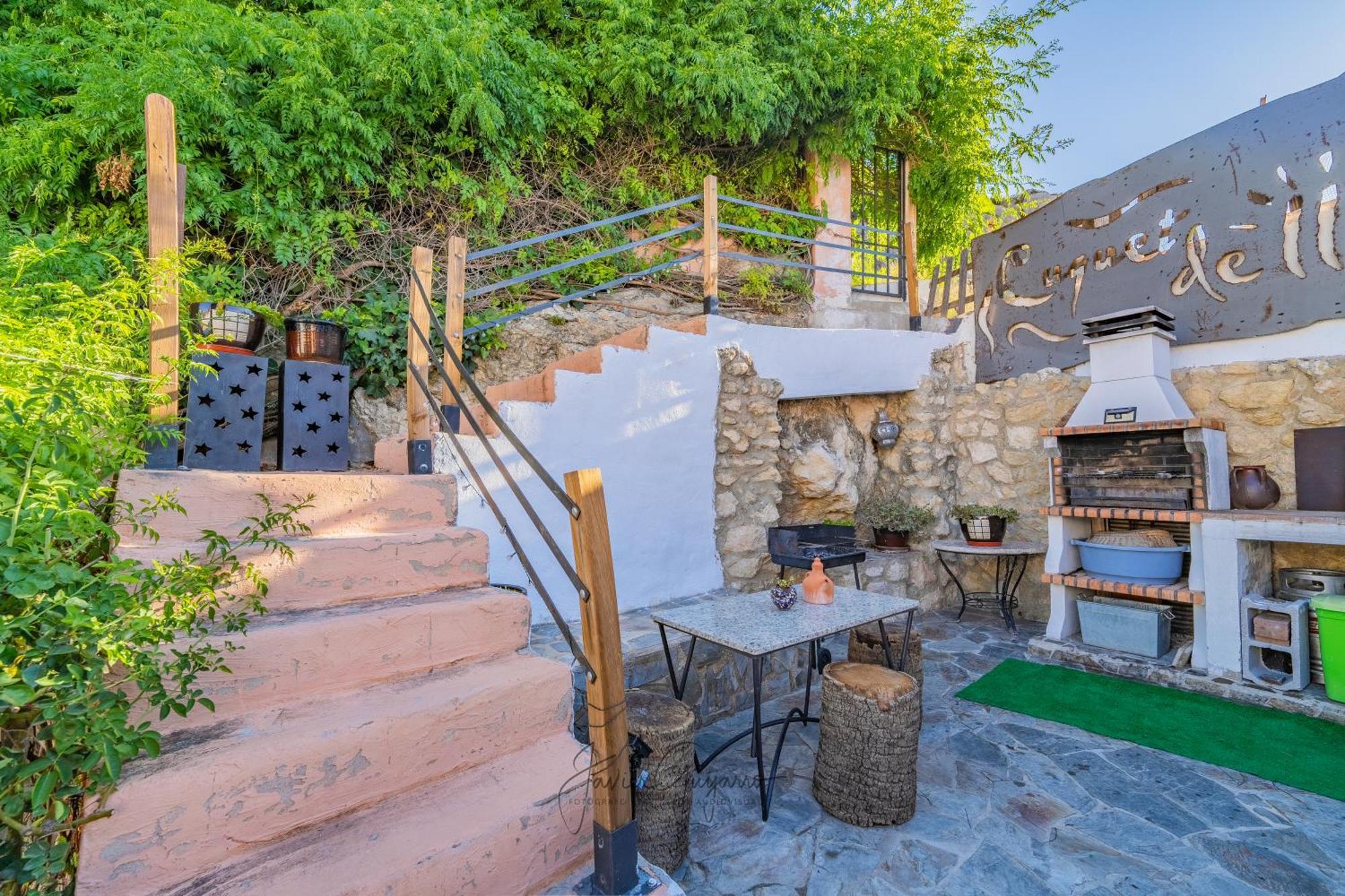הוילה Casa Cuquet De Llum Onil מראה חיצוני תמונה